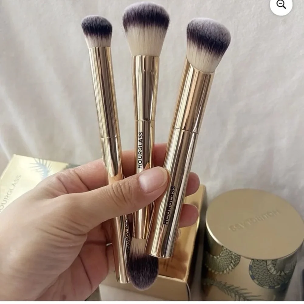 Hourglass Complexion Essentials Brush Set - Dragon Limited Edition 2024   ~NEW~